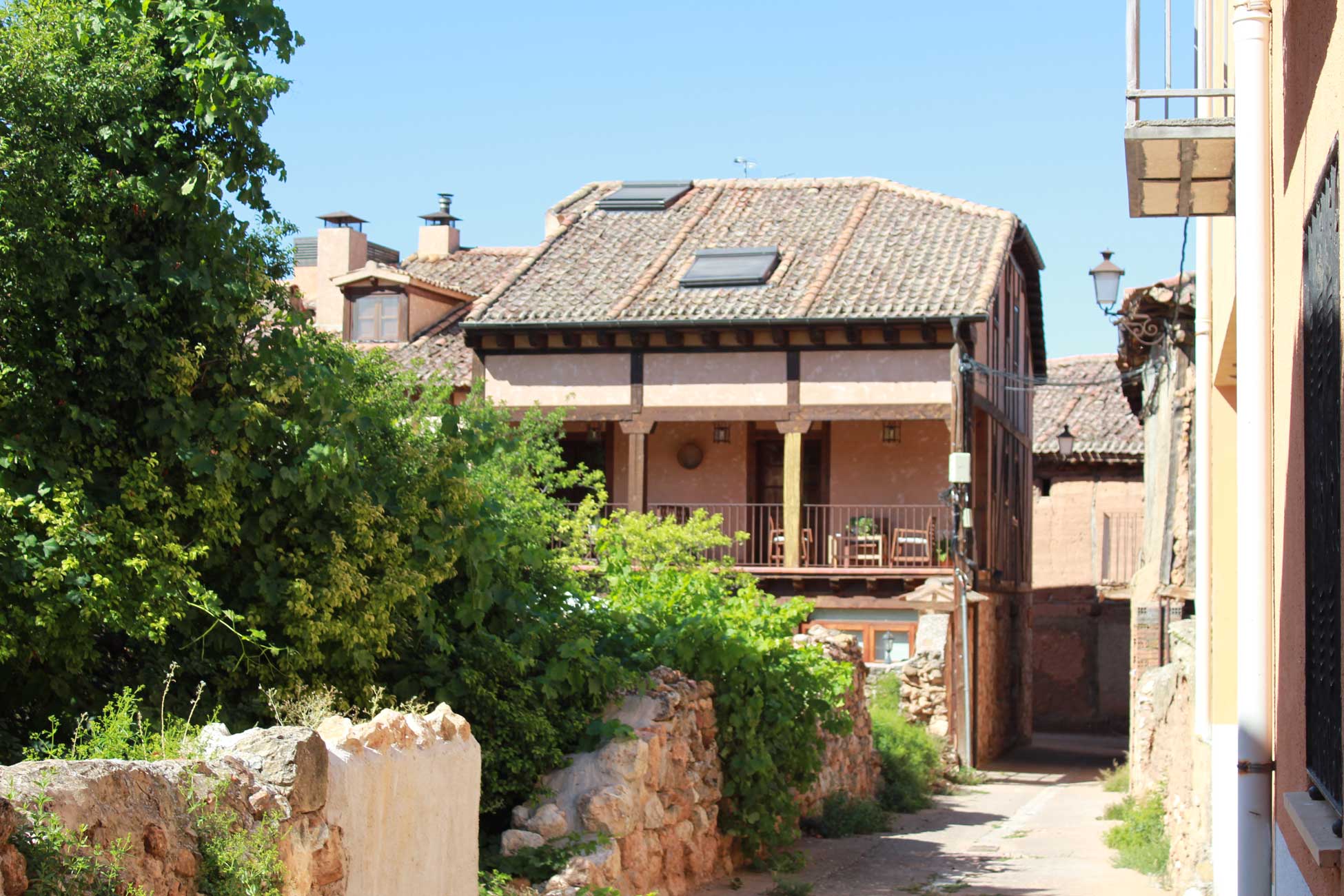 Hoteles En Ayllon